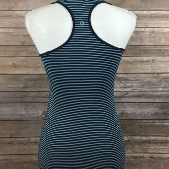 Lululemon Os Tank Blue Navy Striped Top Shirt Womens Sleeveless Athletic Gym - Picture 11 of 16